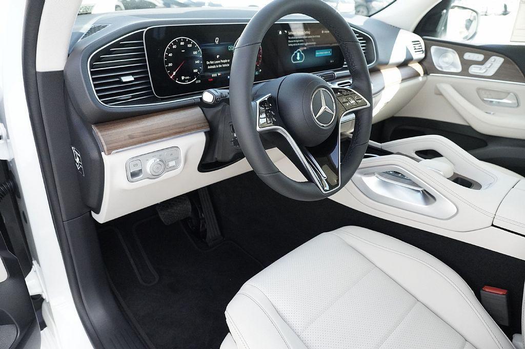 new 2026 Mercedes-Benz GLE 450 car, priced at $78,410