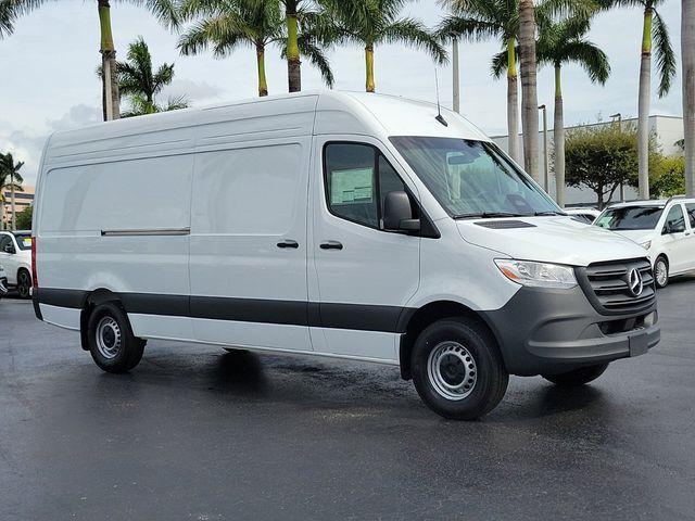 new 2025 Mercedes-Benz Sprinter 2500 car, priced at $65,452