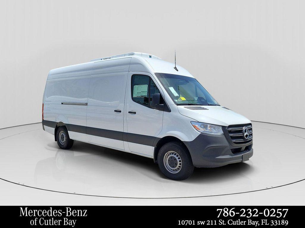new 2025 Mercedes-Benz Sprinter 2500 car, priced at $65,452