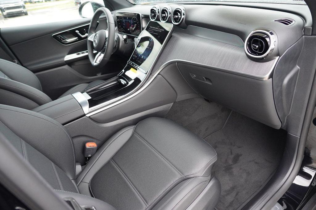 new 2025 Mercedes-Benz GLC 300 car, priced at $50,127