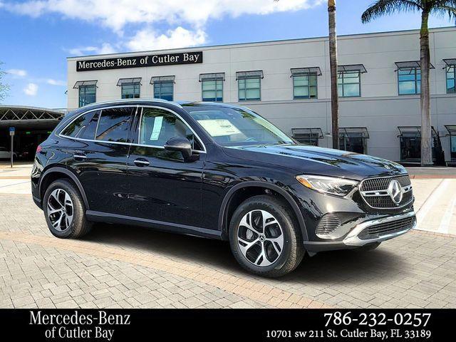 new 2025 Mercedes-Benz GLC 350e car, priced at $62,295