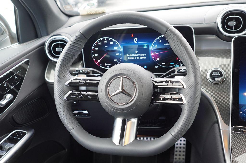 new 2025 Mercedes-Benz GLC 300 car, priced at $56,127