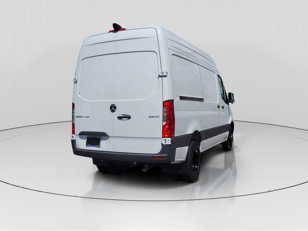 new 2025 Mercedes-Benz Sprinter 3500 car, priced at $67,171
