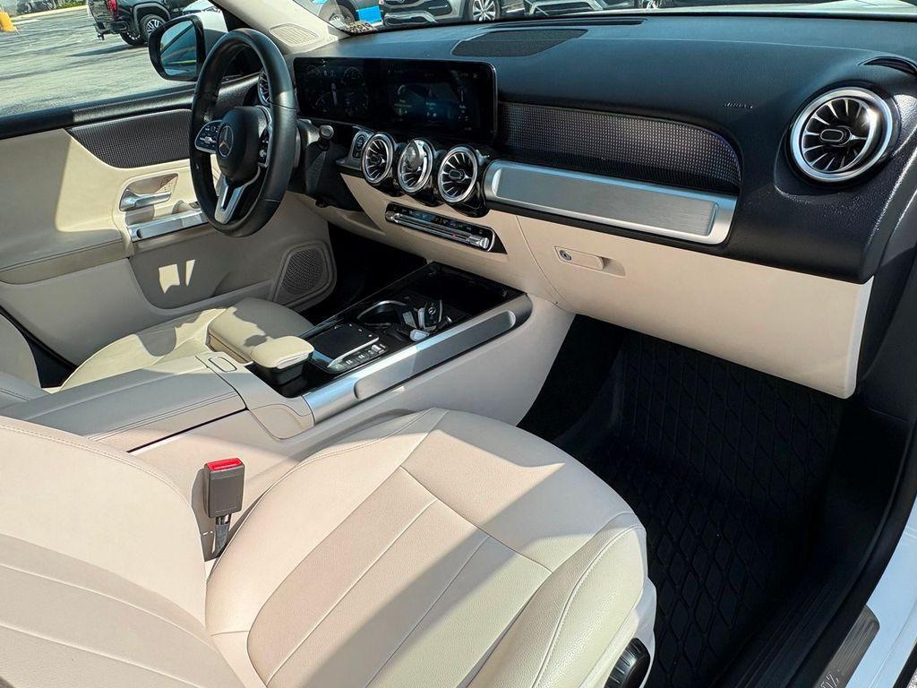 used 2022 Mercedes-Benz GLB 250 car, priced at $28,991