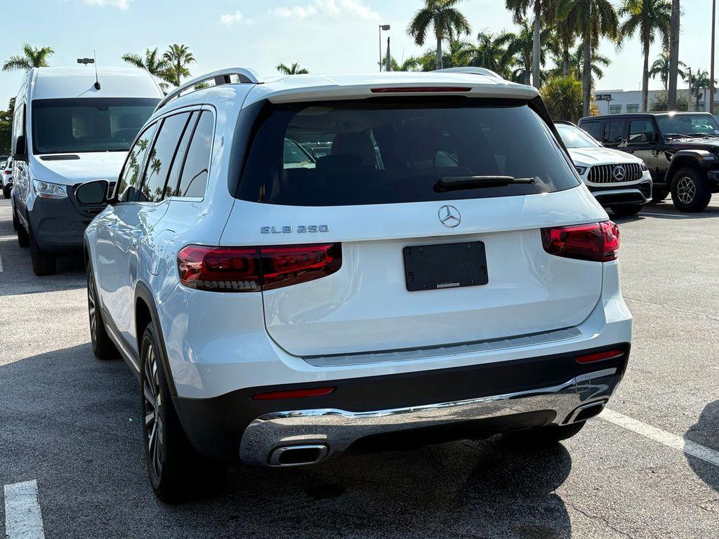 used 2022 Mercedes-Benz GLB 250 car, priced at $28,991