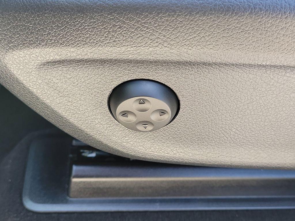 used 2022 Mercedes-Benz GLE 350 car, priced at $43,900