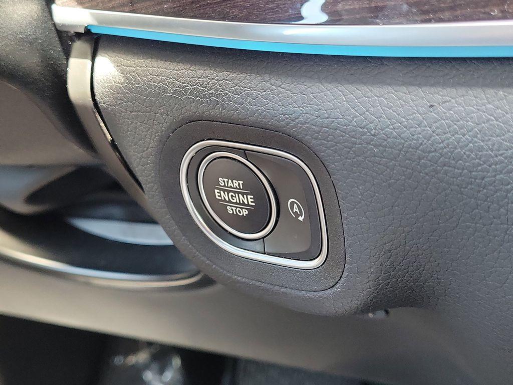 used 2022 Mercedes-Benz GLE 350 car, priced at $43,900