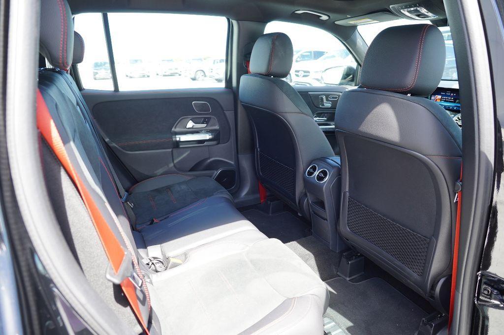 new 2025 Mercedes-Benz AMG GLB 35 car, priced at $57,274