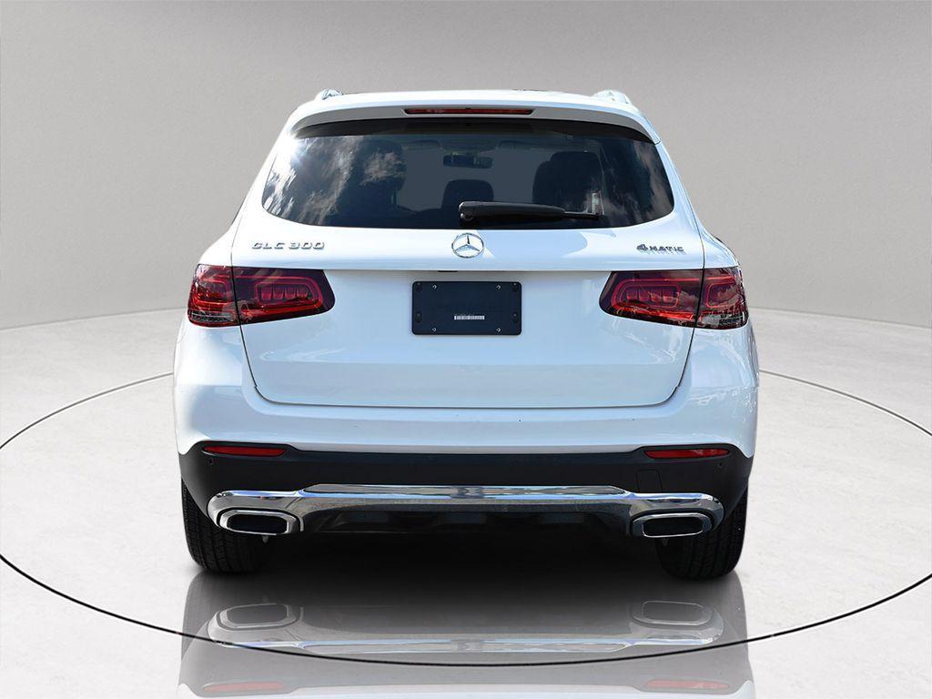 used 2020 Mercedes-Benz GLC 300 car, priced at $26,029