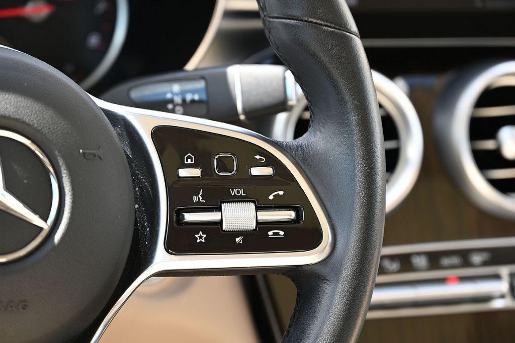 used 2020 Mercedes-Benz GLC 300 car, priced at $26,029