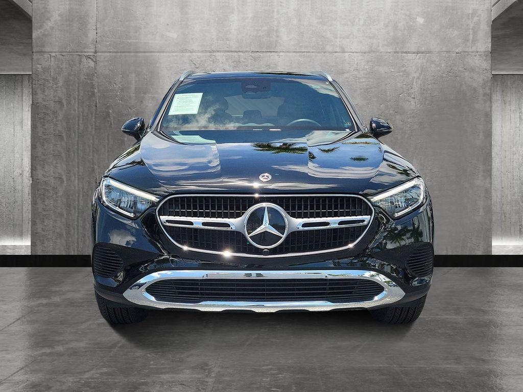 used 2025 Mercedes-Benz GLC 300 car
