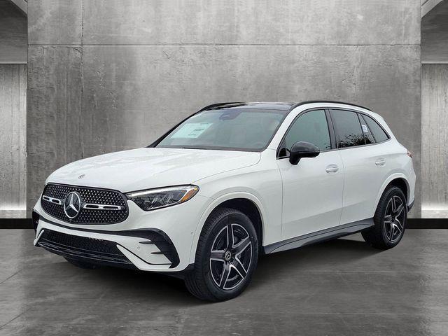 new 2025 Mercedes-Benz GLC 300 car, priced at $61,285