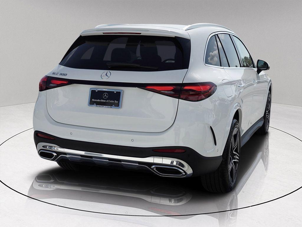 new 2026 Mercedes-Benz GLC 300 car, priced at $61,985