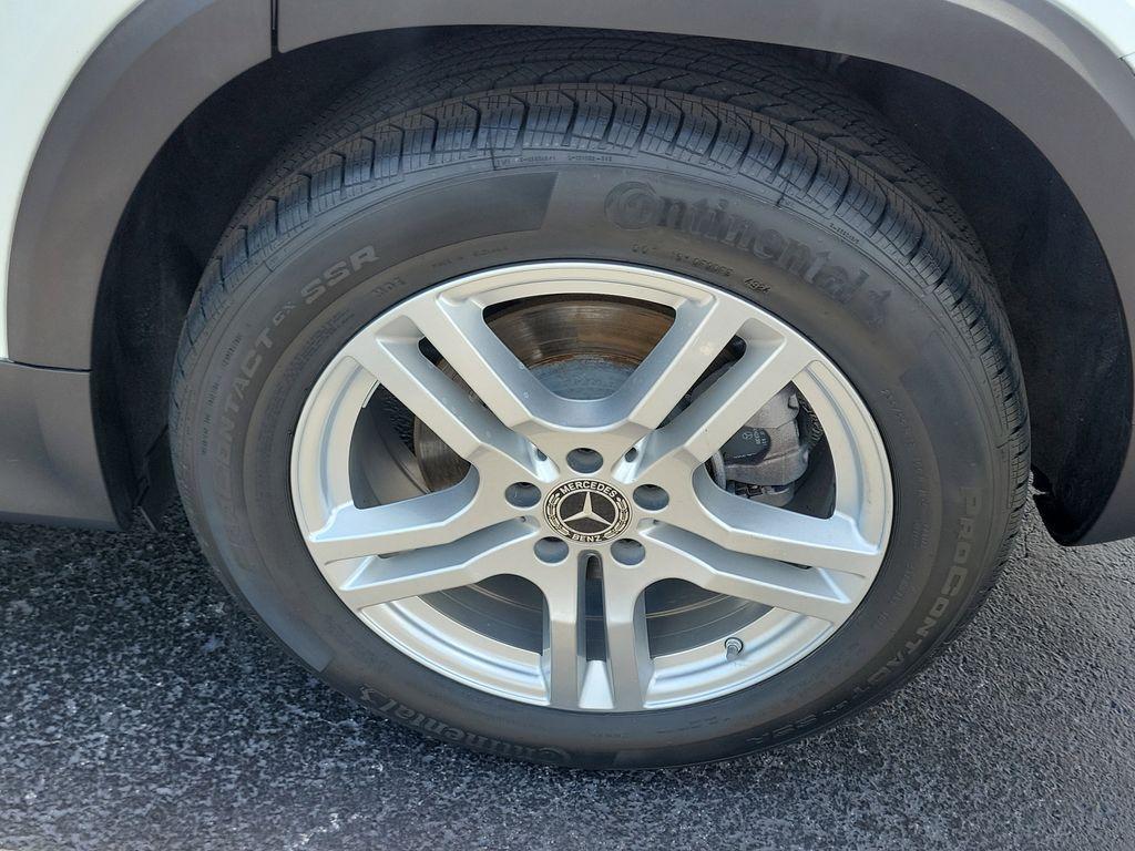used 2021 Mercedes-Benz GLB 250 car, priced at $28,590