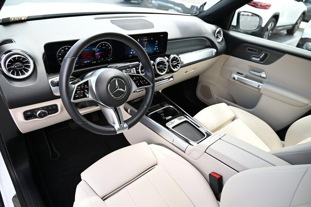used 2025 Mercedes-Benz GLB 250 car, priced at $46,415
