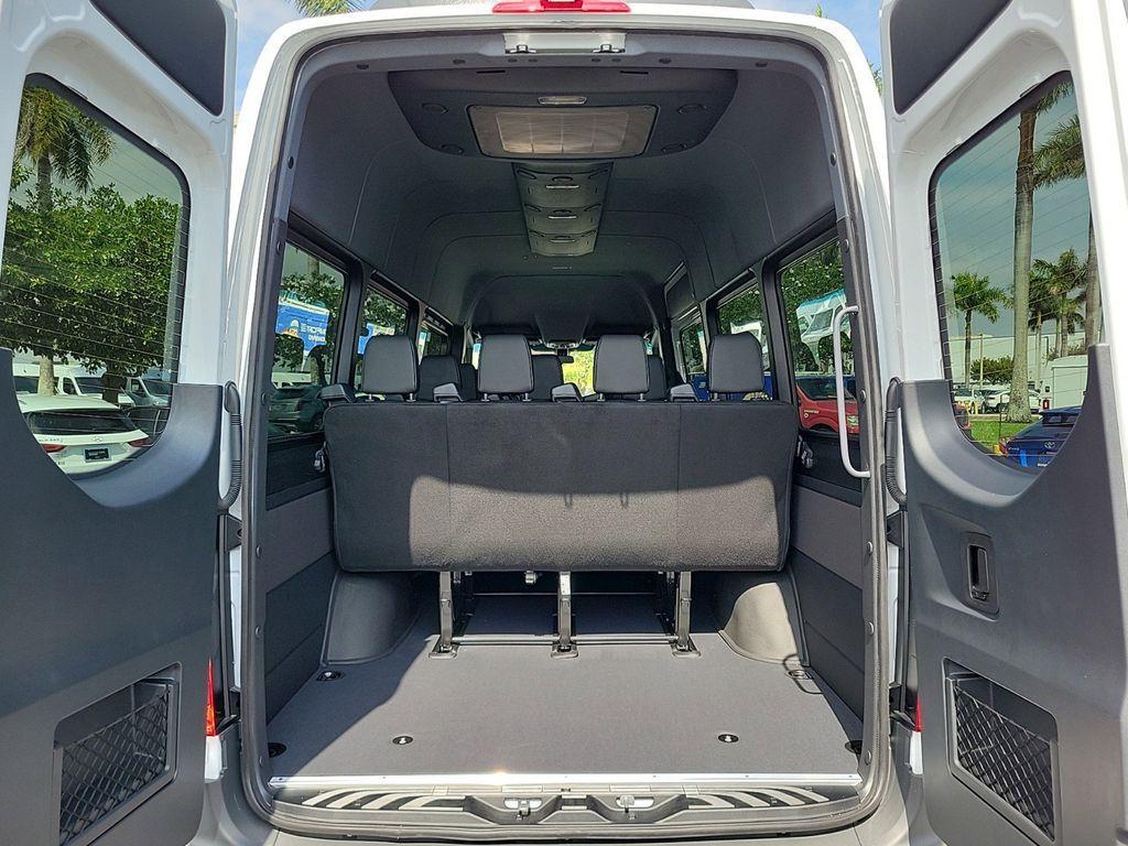 new 2025 Mercedes-Benz Sprinter 2500 car, priced at $77,086