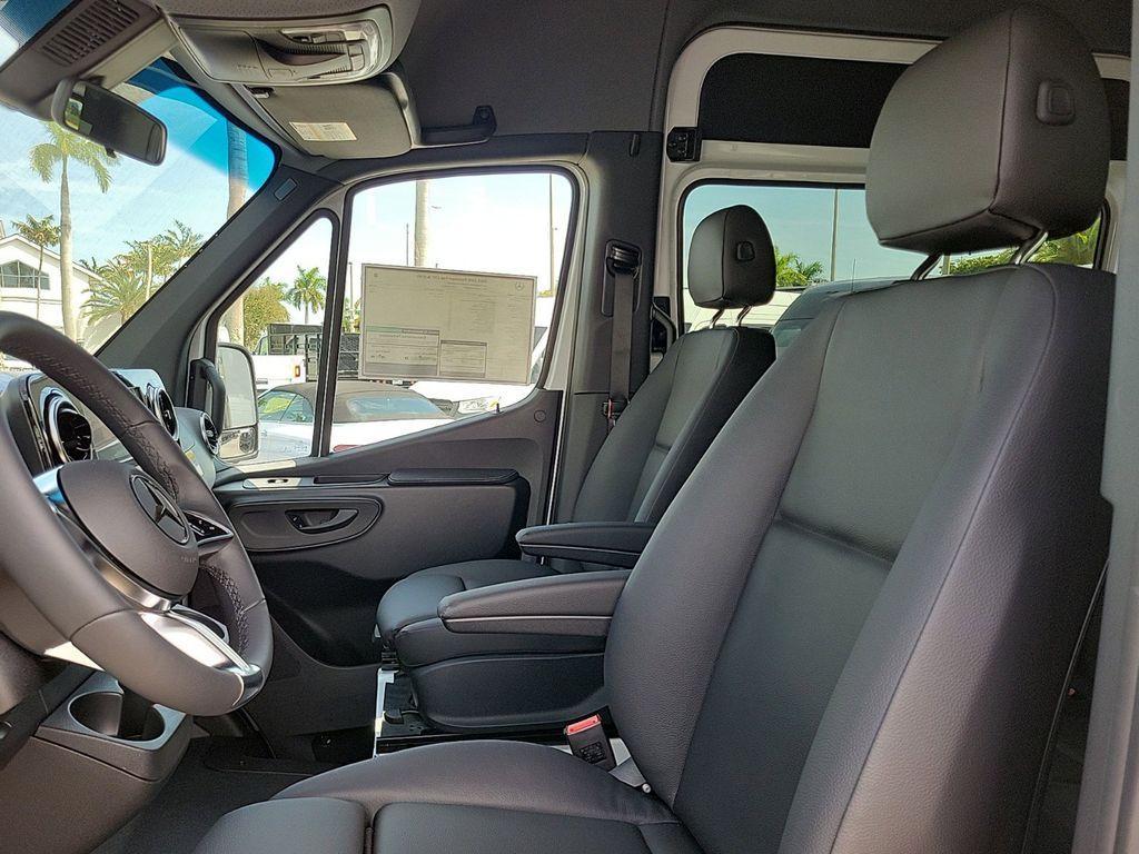 new 2025 Mercedes-Benz Sprinter 2500 car, priced at $77,086