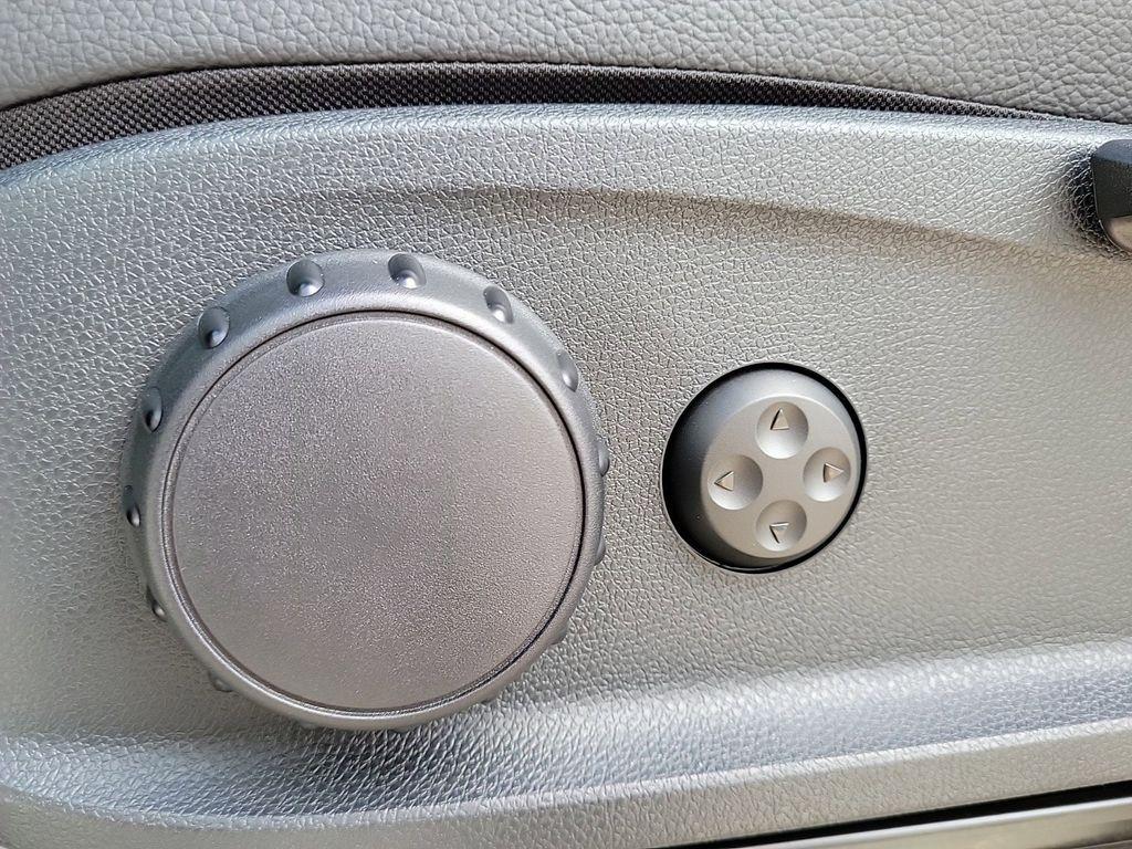 new 2025 Mercedes-Benz Sprinter 2500 car, priced at $77,086
