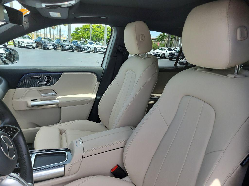 used 2025 Mercedes-Benz GLA 250 car