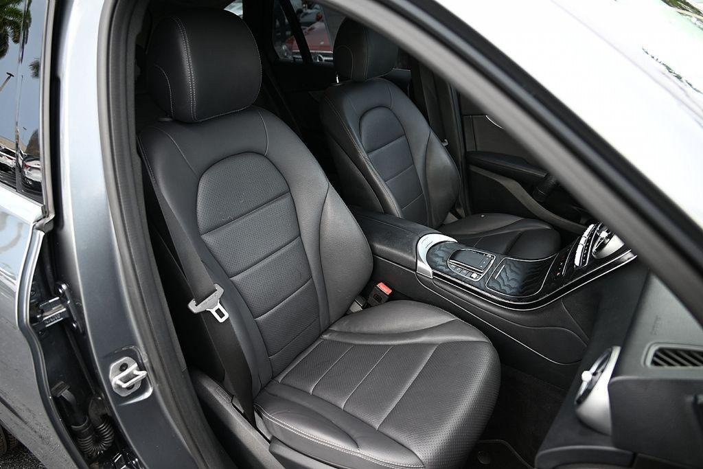 used 2021 Mercedes-Benz GLC 300 car, priced at $17,500