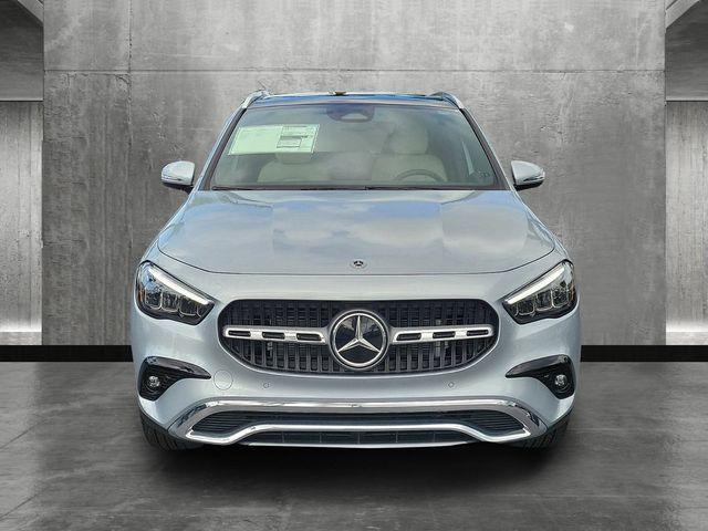 new 2025 Mercedes-Benz GLA 250 car, priced at $49,125