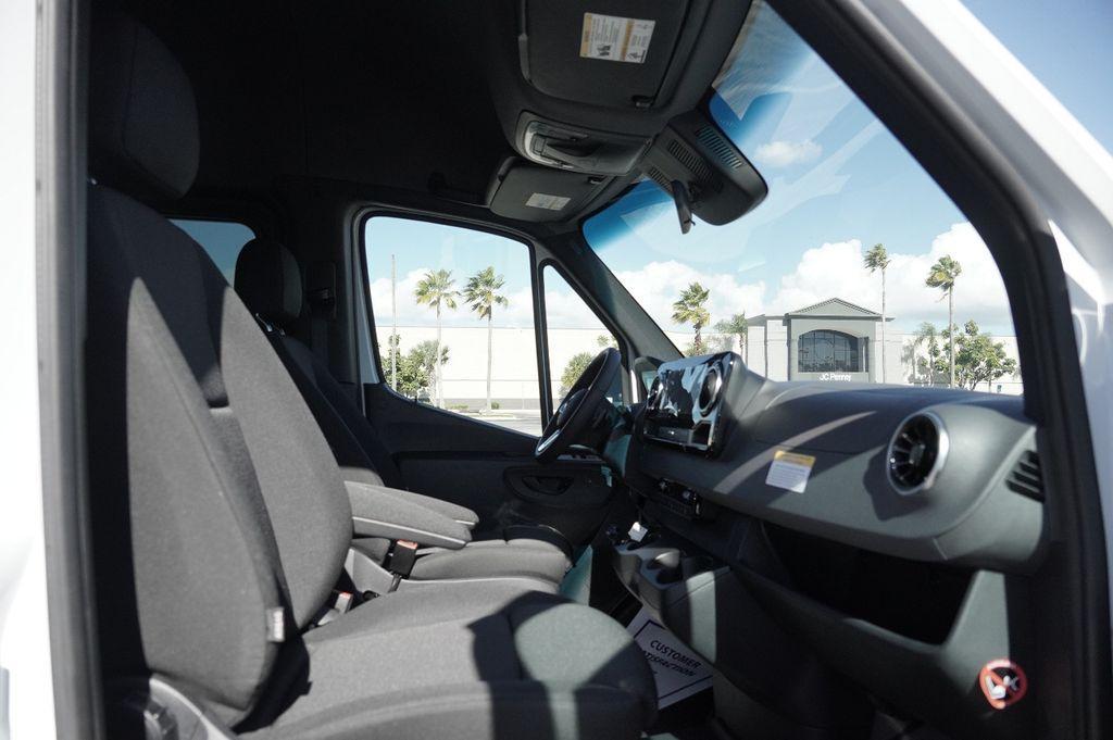 new 2024 Mercedes-Benz Sprinter 2500 car, priced at $69,412