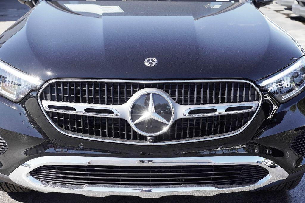 new 2026 Mercedes-Benz GLC 300 car, priced at $53,325