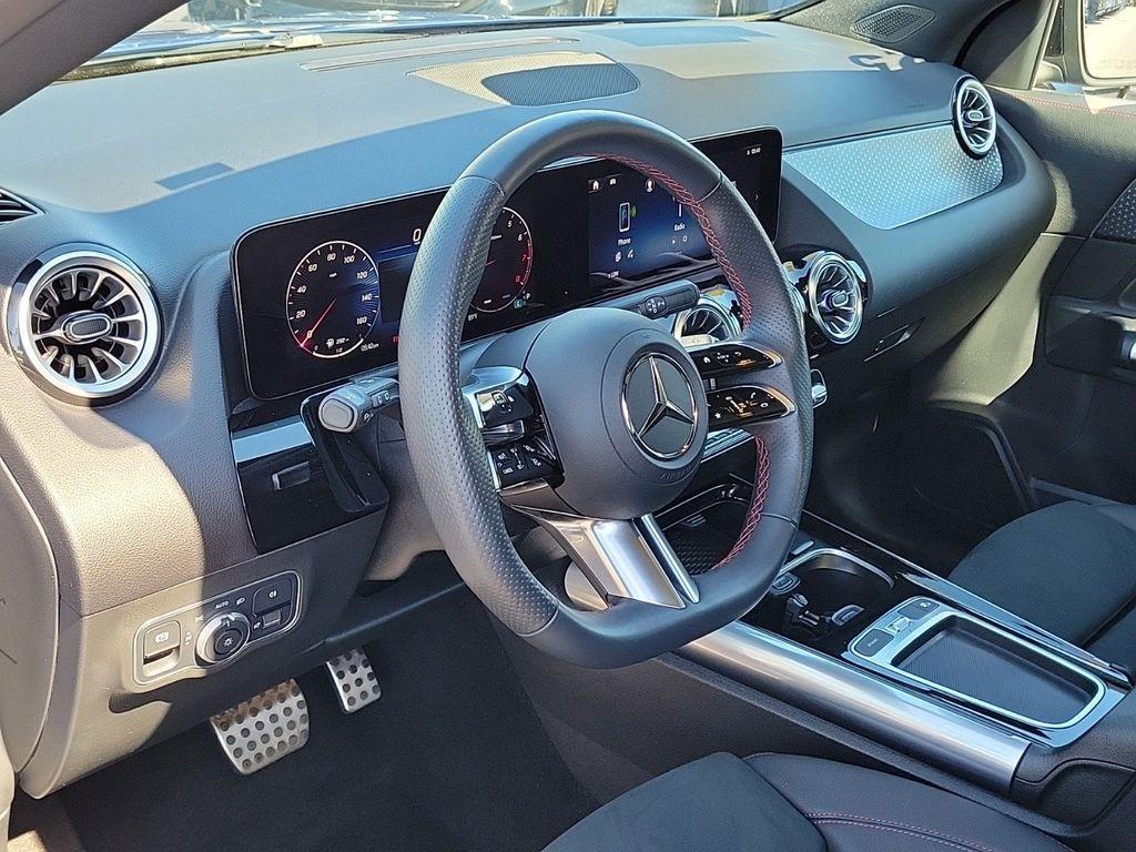 used 2025 Mercedes-Benz GLA 250 car, priced at $45,000