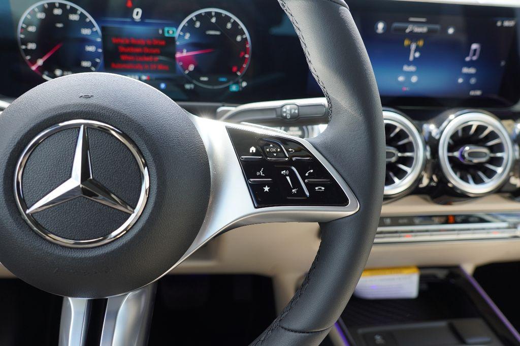 new 2025 Mercedes-Benz GLB 250 car, priced at $45,490