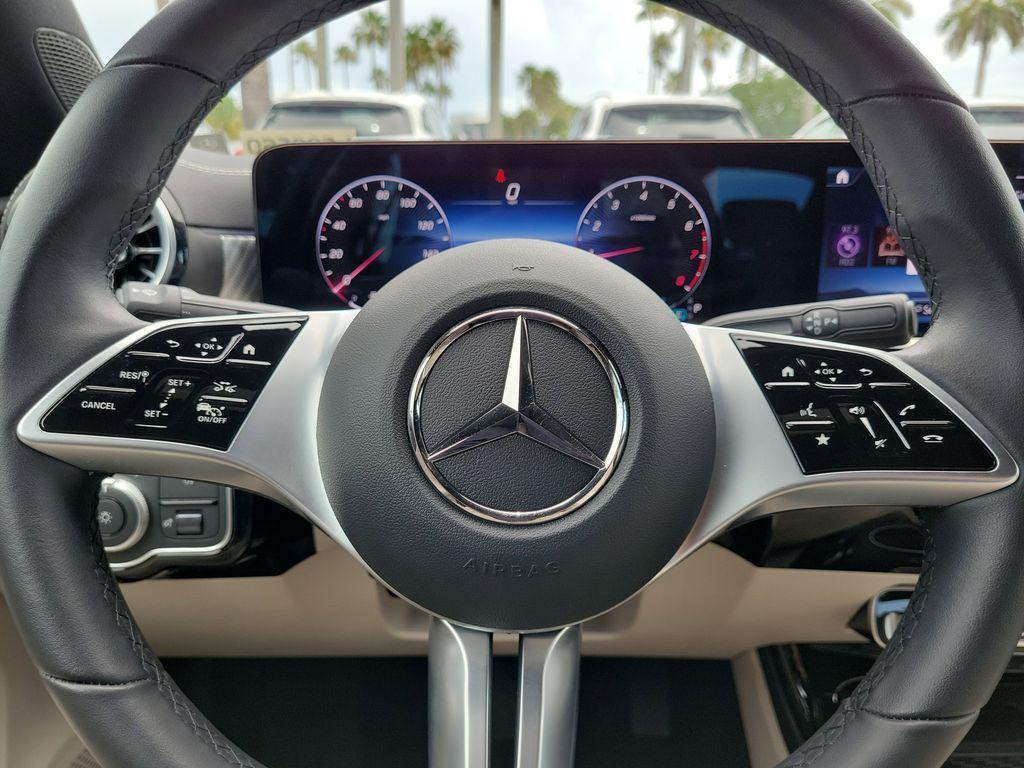 used 2025 Mercedes-Benz CLA 250 car