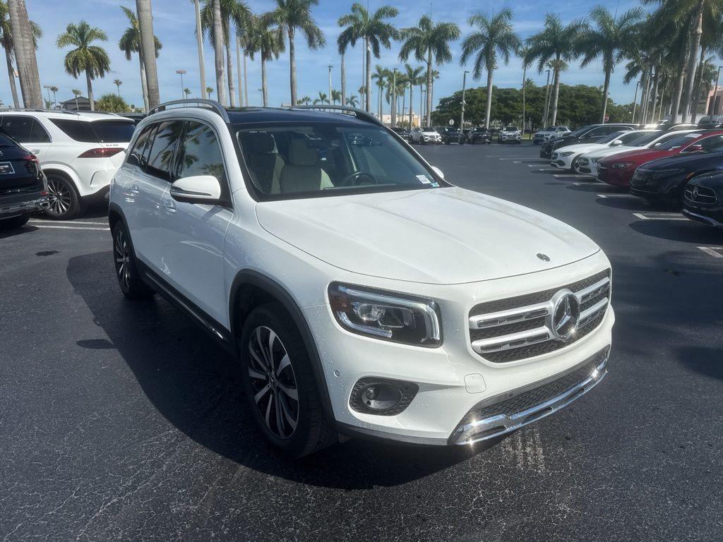 used 2022 Mercedes-Benz GLB 250 car, priced at $29,900