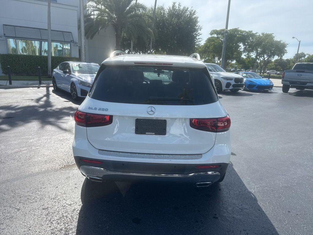 used 2022 Mercedes-Benz GLB 250 car, priced at $29,900