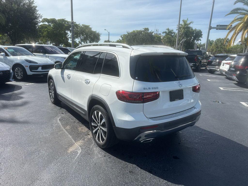 used 2022 Mercedes-Benz GLB 250 car, priced at $29,900