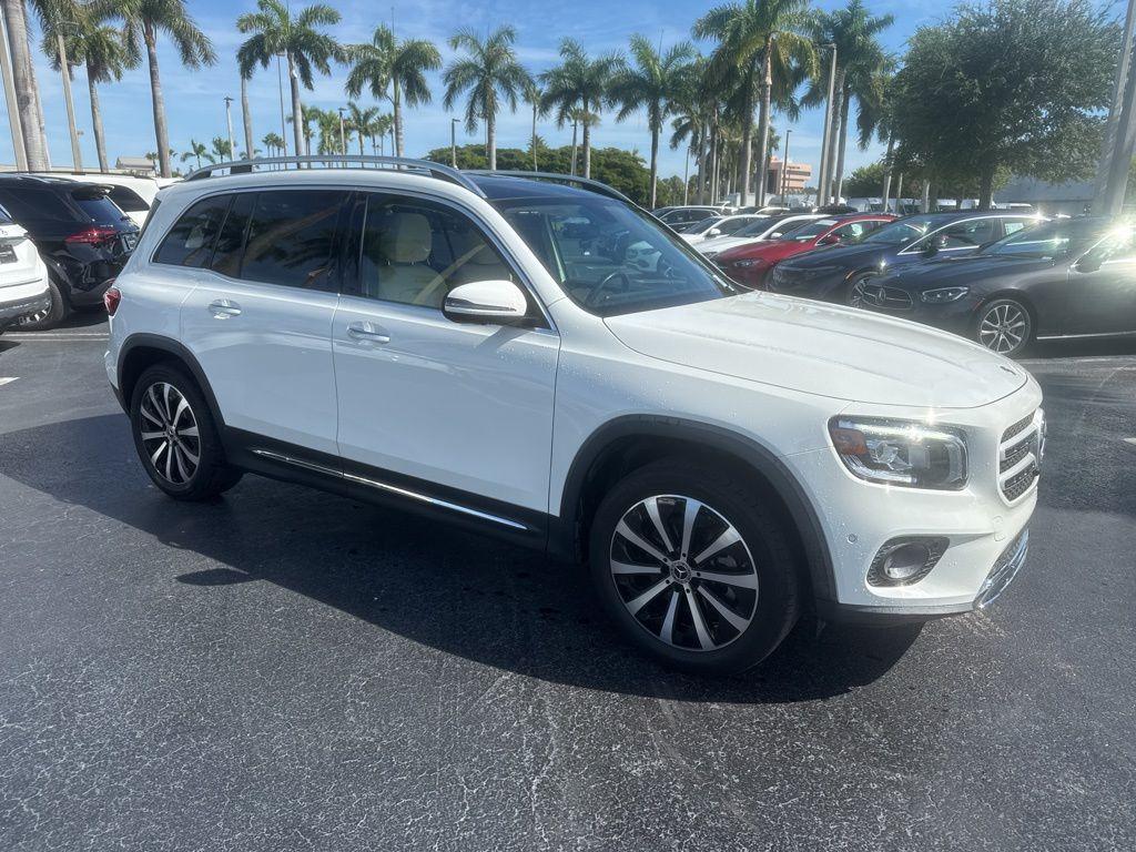 used 2022 Mercedes-Benz GLB 250 car, priced at $29,900