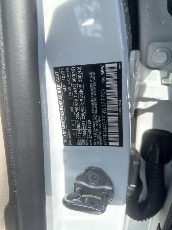 used 2022 Mercedes-Benz GLB 250 car, priced at $29,900