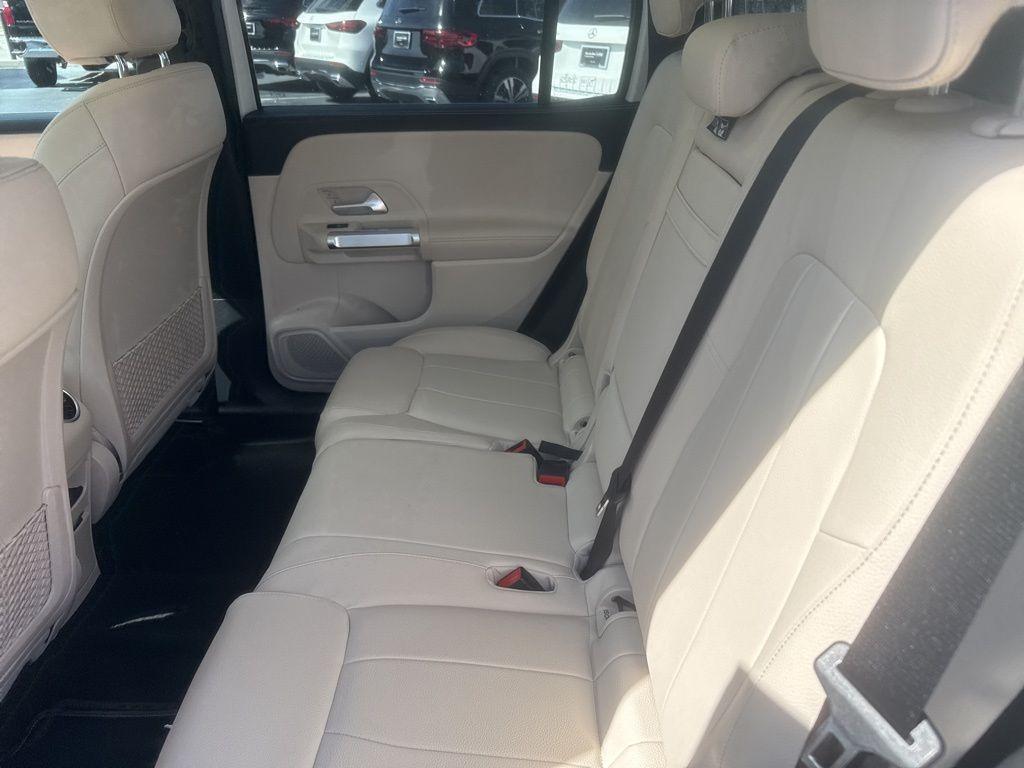 used 2022 Mercedes-Benz GLB 250 car, priced at $29,900