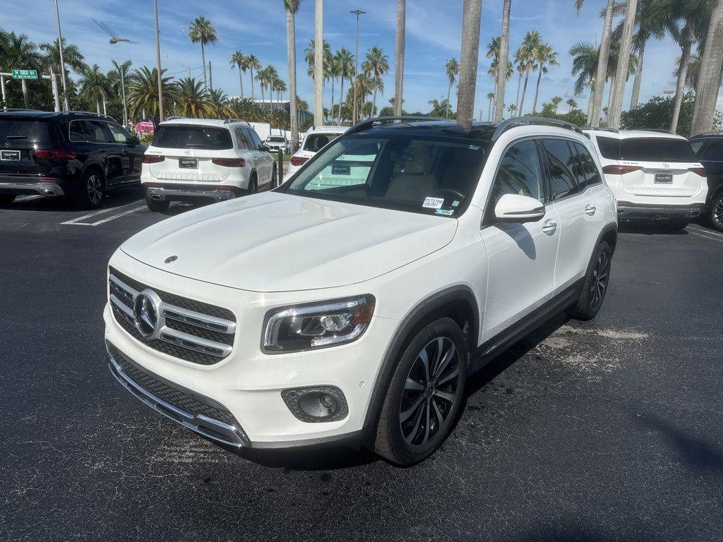 used 2022 Mercedes-Benz GLB 250 car, priced at $29,900