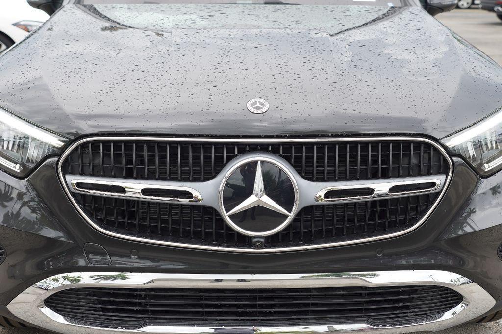 new 2025 Mercedes-Benz GLC 300 car, priced at $54,639