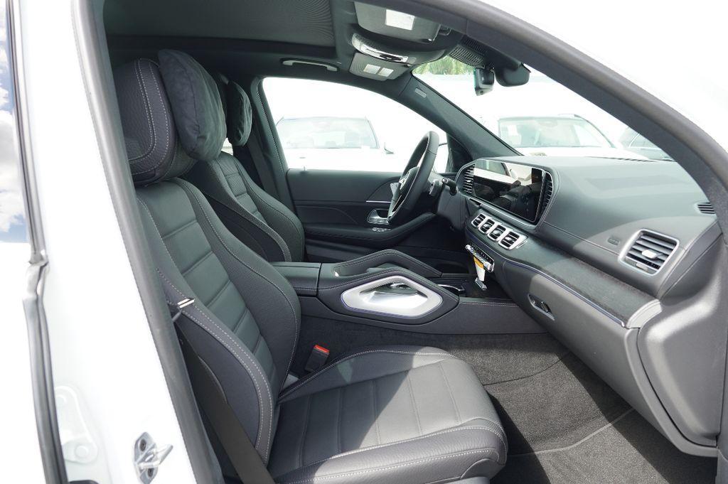 new 2026 Mercedes-Benz GLS 450 car, priced at $97,065