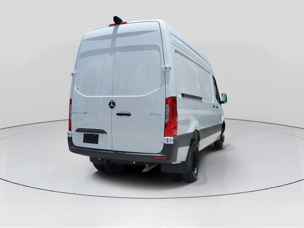 new 2025 Mercedes-Benz Sprinter 3500 car, priced at $67,171