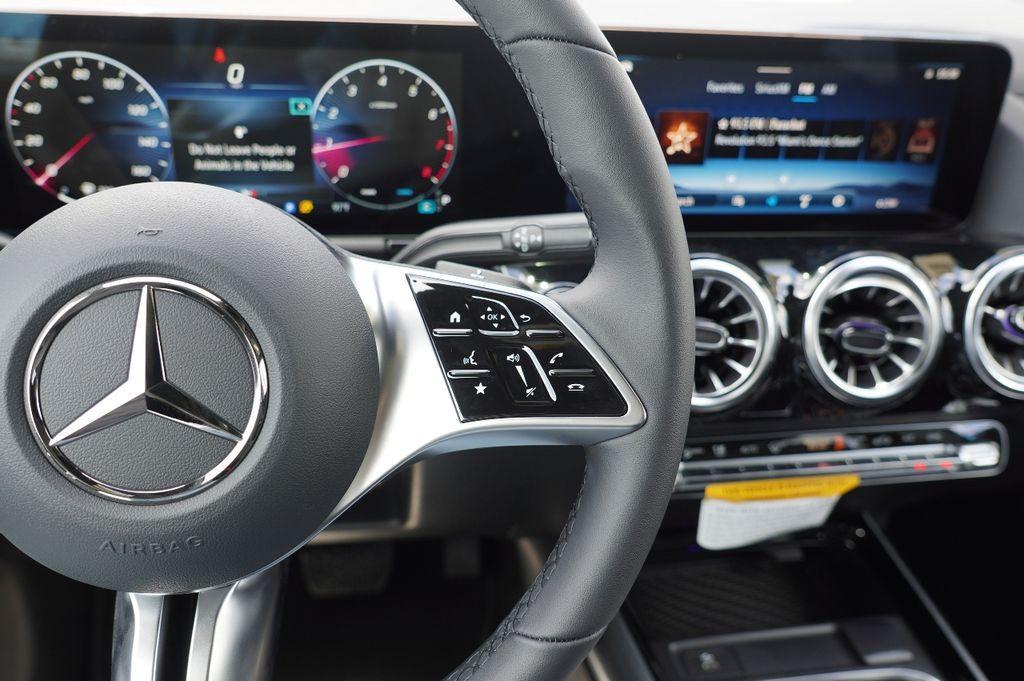 new 2026 Mercedes-Benz GLA 250 car, priced at $47,355