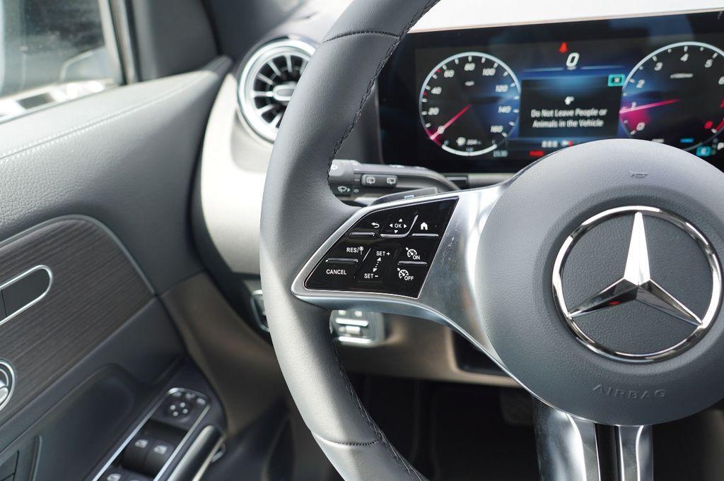 new 2026 Mercedes-Benz GLA 250 car, priced at $47,355