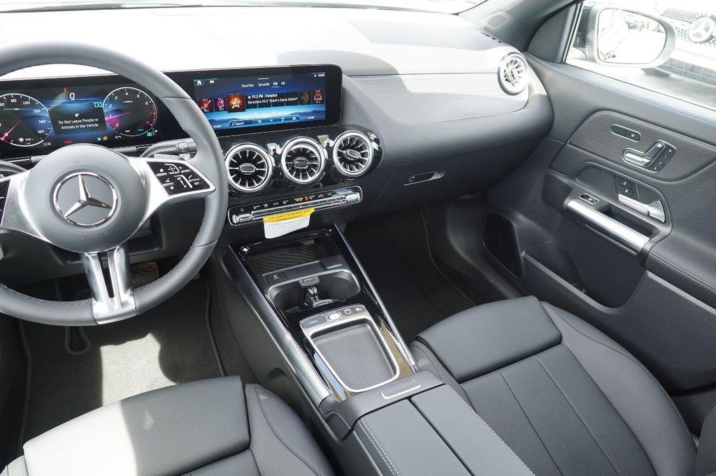 new 2026 Mercedes-Benz GLA 250 car, priced at $47,355