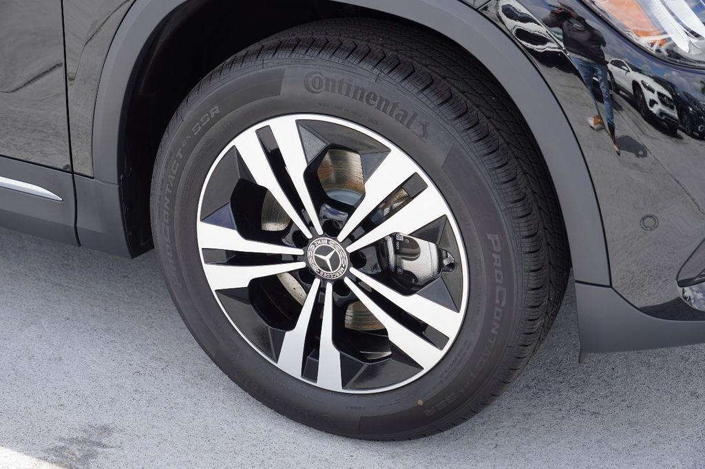 new 2026 Mercedes-Benz GLA 250 car, priced at $47,355