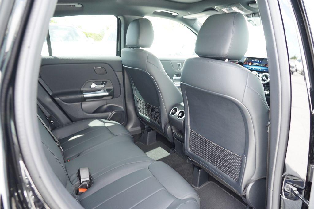 new 2026 Mercedes-Benz GLA 250 car, priced at $47,355