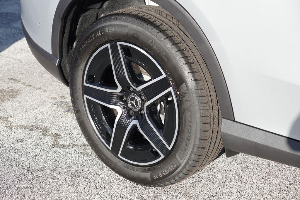 new 2026 Mercedes-Benz GLC 300 car, priced at $54,550