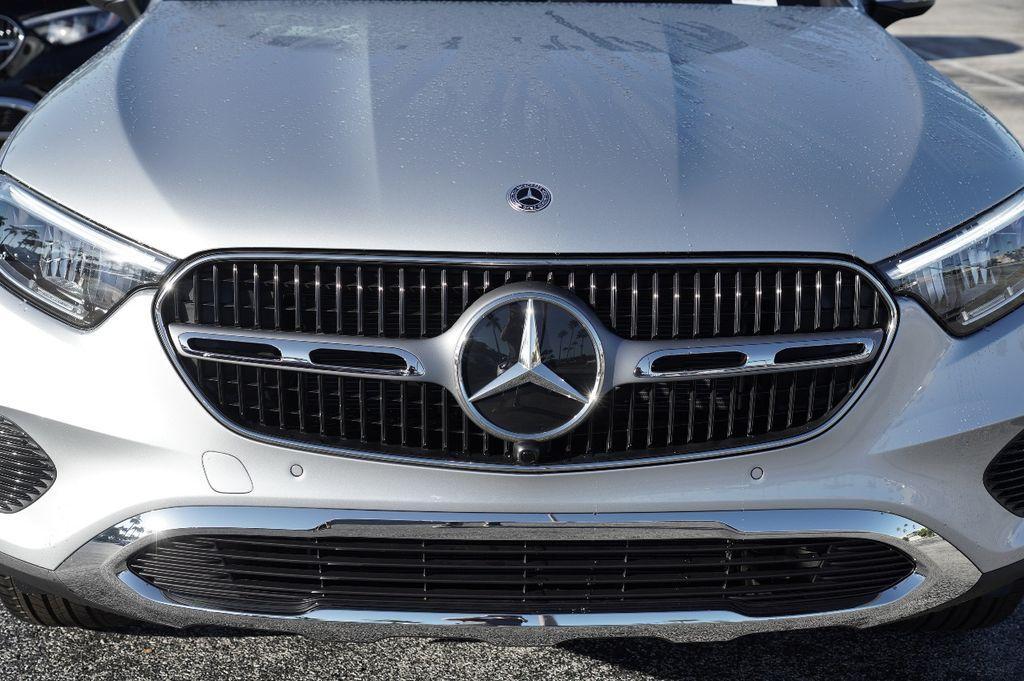new 2026 Mercedes-Benz GLC 300 car, priced at $54,550