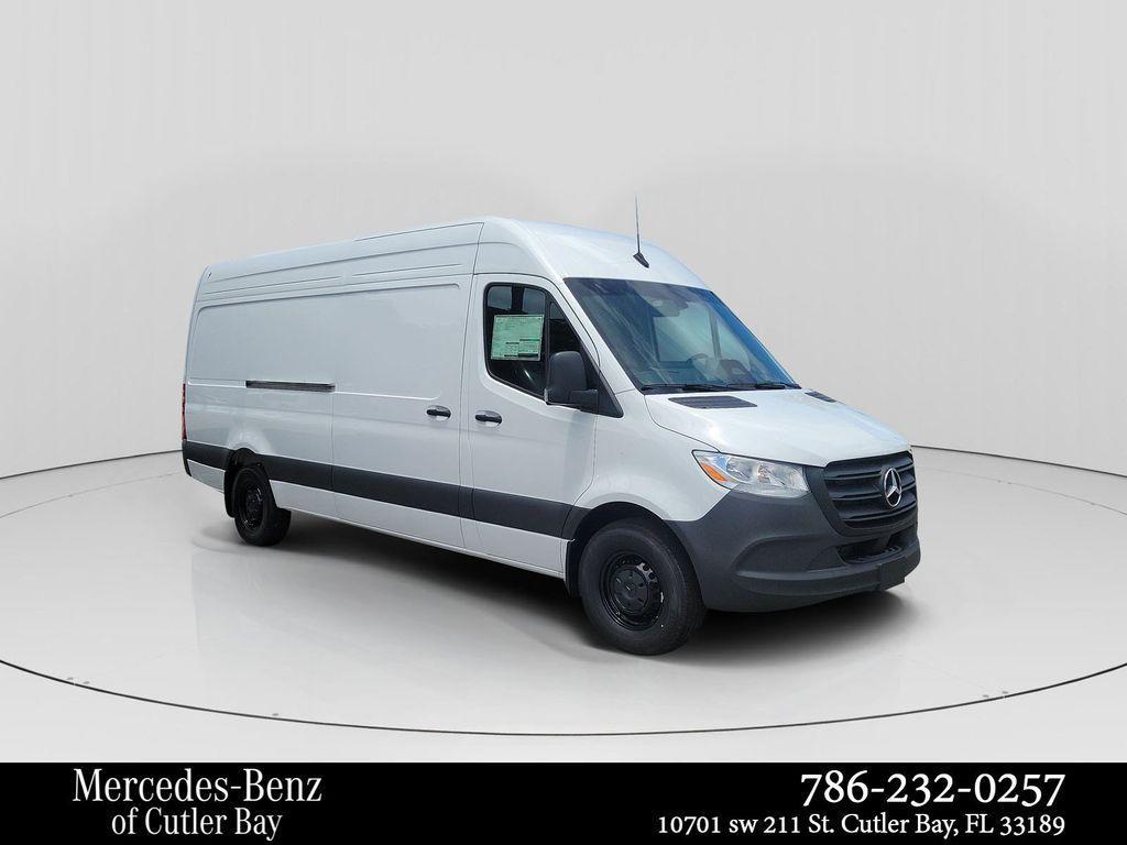 new 2025 Mercedes-Benz Sprinter 2500 car, priced at $61,161