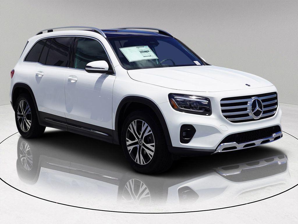 new 2025 Mercedes-Benz GLB 250 car, priced at $43,388