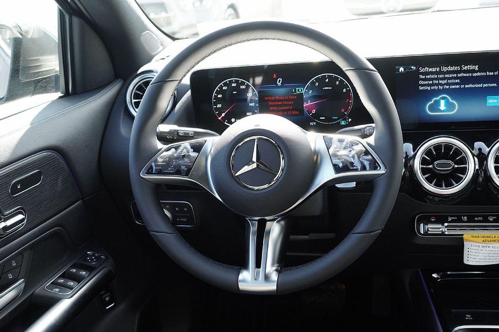 new 2026 Mercedes-Benz GLA 250 car, priced at $48,095